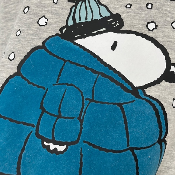 NWT Peanuts Snoopy Puffer Jacket Graphic Sweatshirt Women's Large - Picture 4 of 9